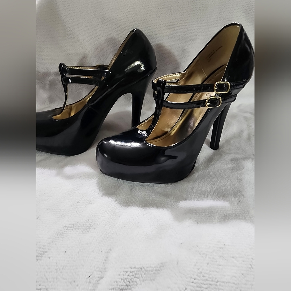 BAMBOO patent leather stiletto Mary Jane heels